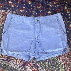 100% cotton women’s PFG Columbia shorts size 10 4L